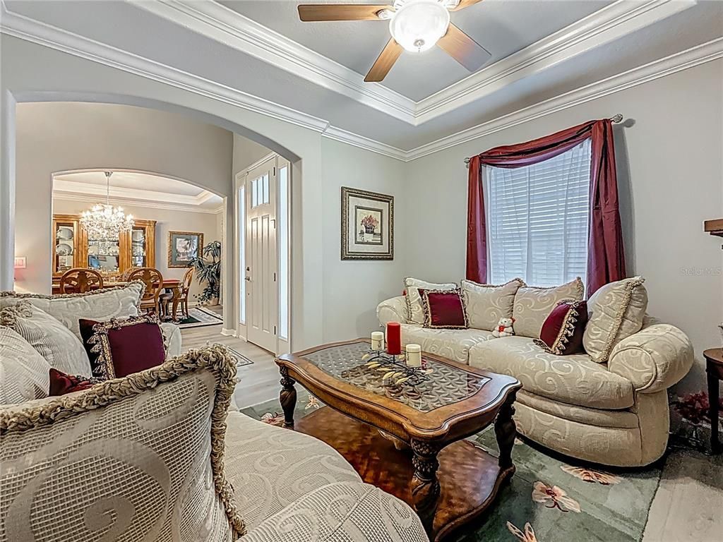 Chandelier, Dining room, Interior, Living room, Wood Texture Flooring