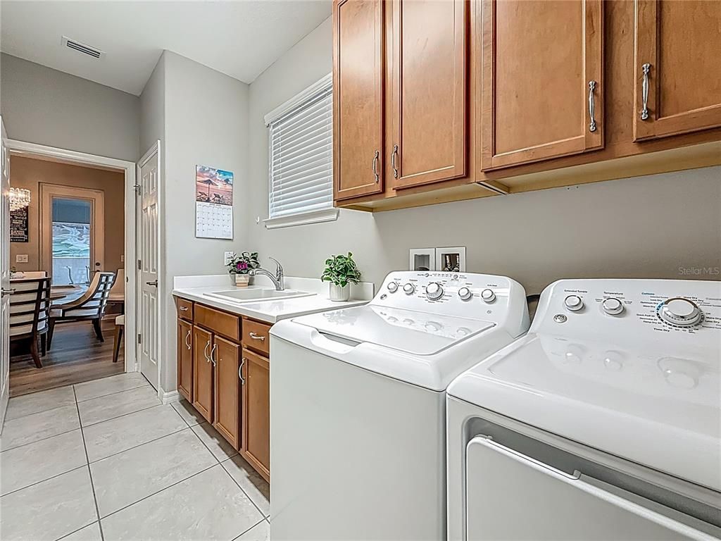 Dining room, Interior, Washer