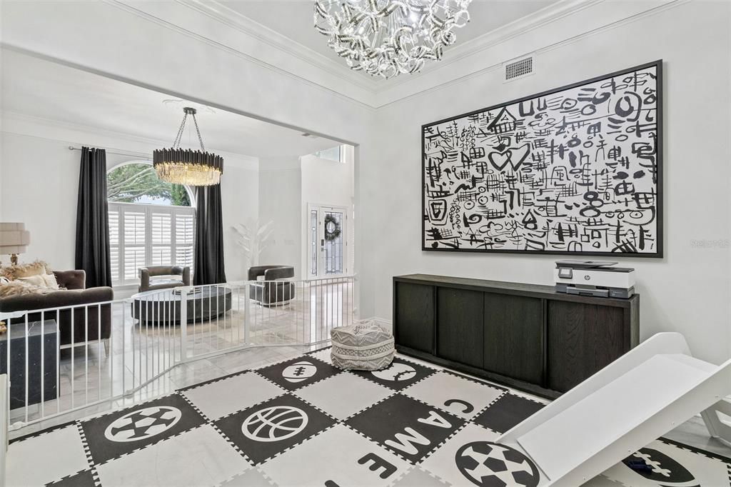Chandelier, Interior, Pendant Lights