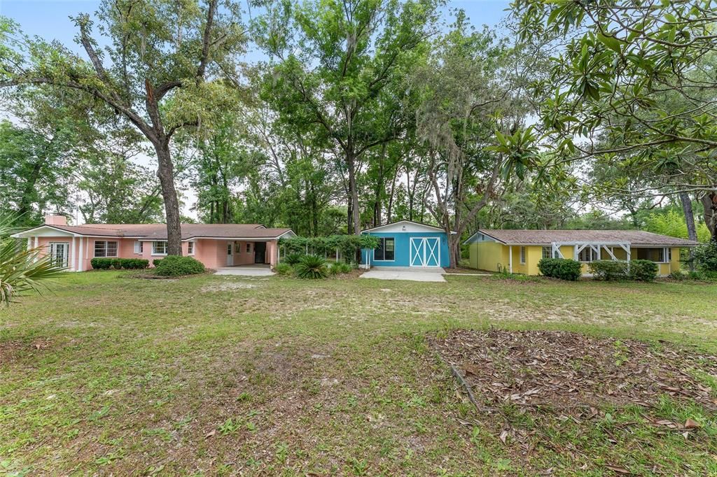 Backyard, Exterior