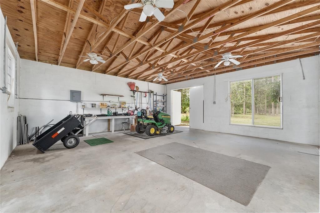 Fitness Equipment, Interior, Wooden Beams, Wooden Ceilings