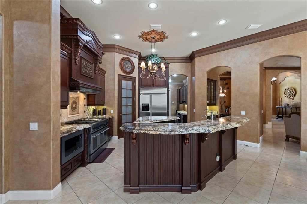 Chandelier, Interior, Kitchen, Recessed Lighting, Stainless Steel Appliances