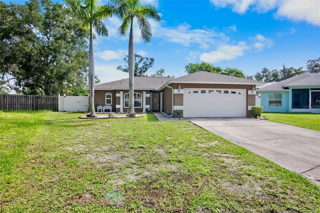 Attached, Backyard, Exterior, Facade, Ranch