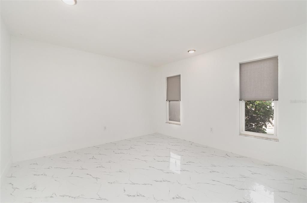 Empty room, Interior, Marble, Recessed Lighting