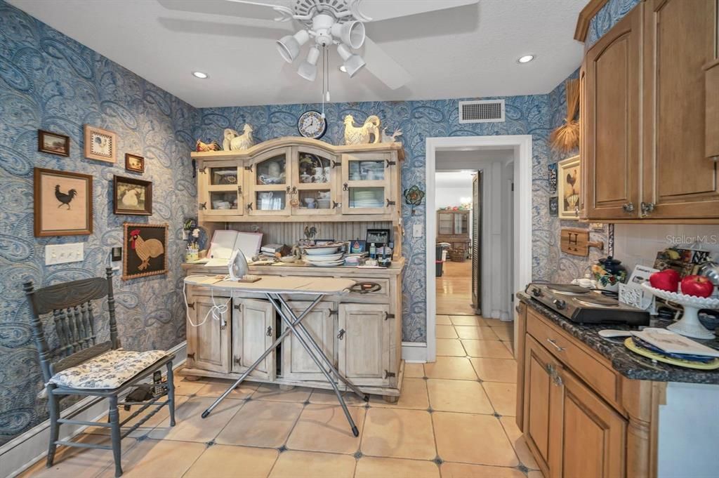 Interior, Kitchen, Recessed Lighting