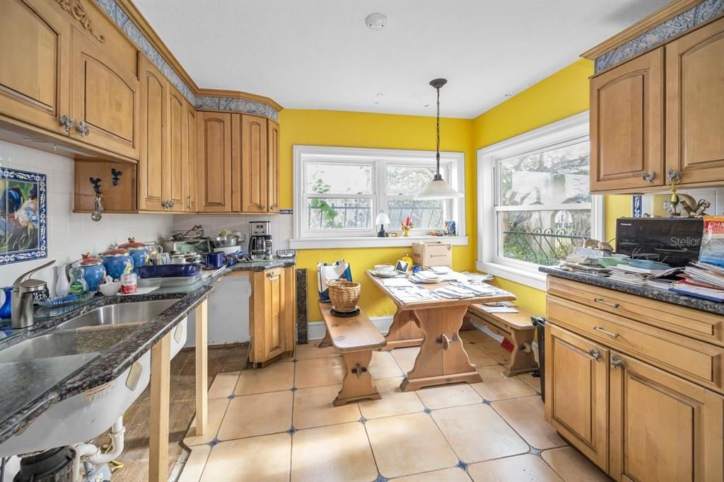 Dining room, Interior, Kitchen, Pendant Lights