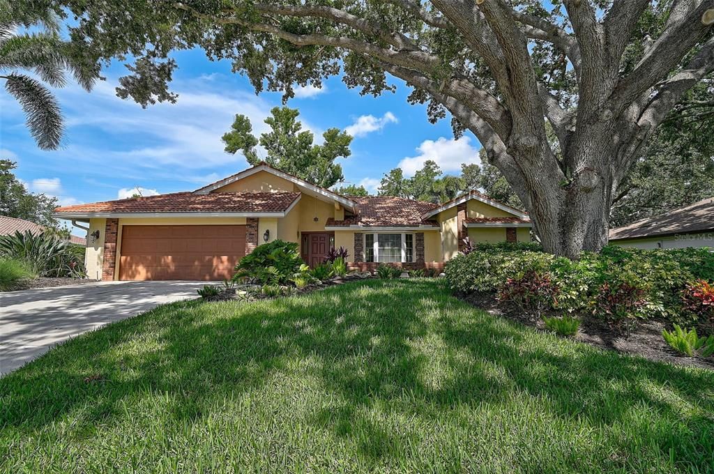 Attached, Backyard, Exterior, Facade, Ranch