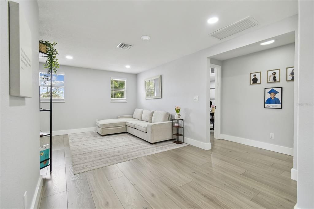Interior, Living room, Recessed Lighting, Wood Texture Flooring