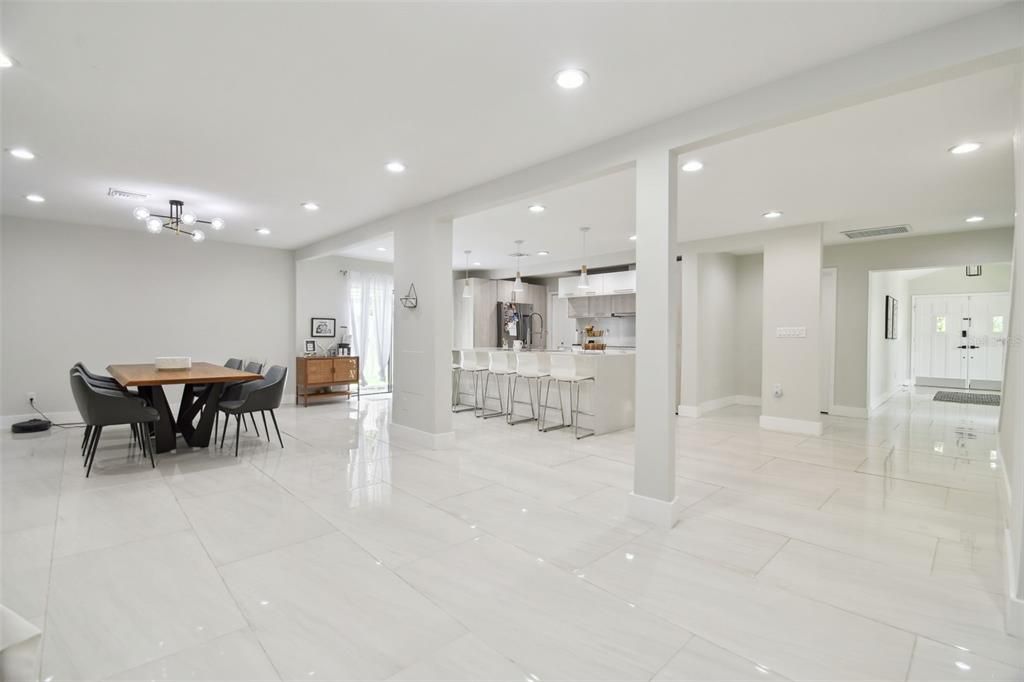 Dining room, Interior, Kitchen, Pendant Lights, Recessed Lighting