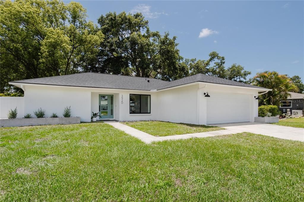 Attached, Backyard, Exterior, Facade, Ranch