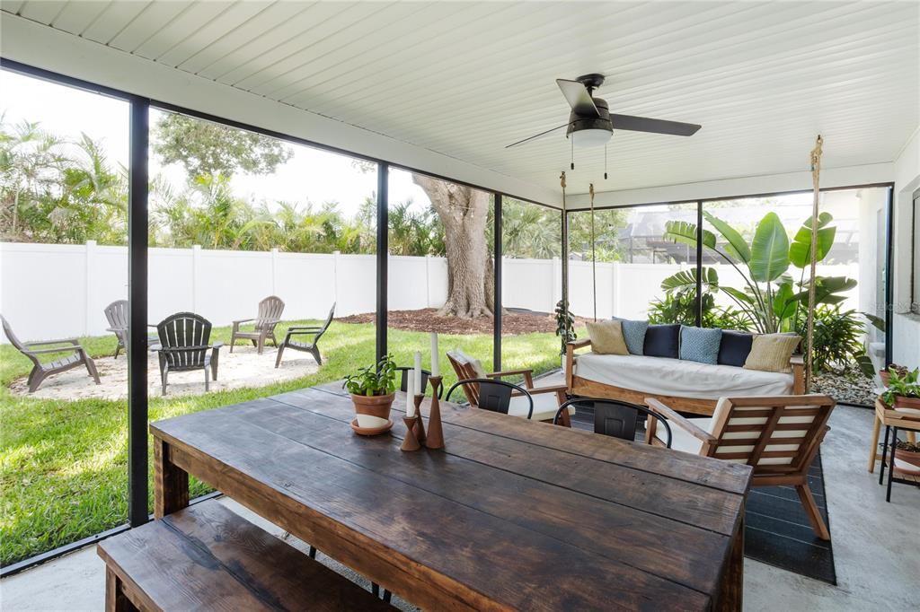 Dining room, Interior, Sun Room
