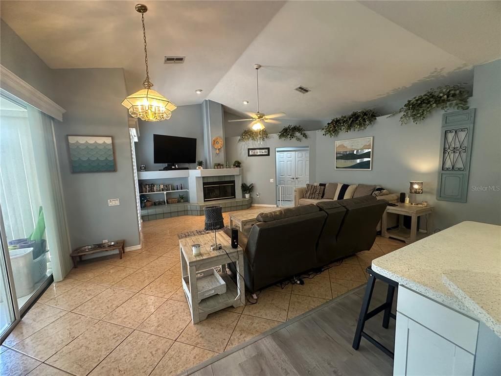 Fireplace, Interior, Living room, Pendant Lights, Recessed Lighting, Wood Texture Flooring