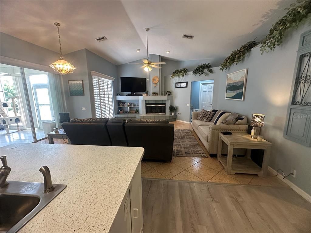 Fireplace, Interior, Living room, Pendant Lights, Recessed Lighting, Wood Texture Flooring