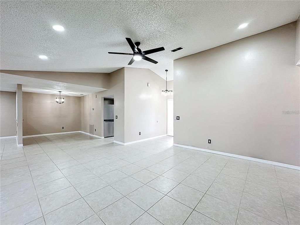 Empty room, Interior, Pendant Lights, Recessed Lighting