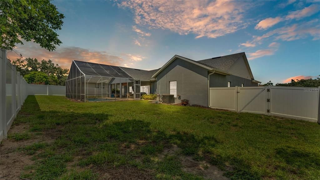 Backyard, Exterior