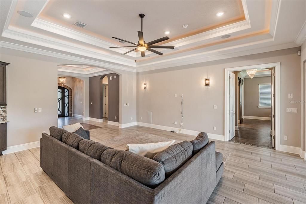 Interior, Living room, Recessed Lighting, Wood Texture Flooring