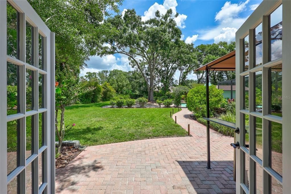 Backyard, Exterior