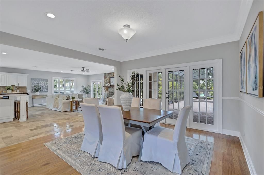 Dining room, Interior, Living room, Recessed Lighting, Wood Texture Flooring