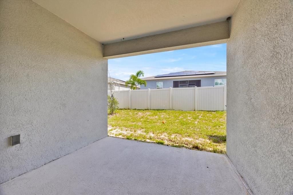 Backyard, Exterior