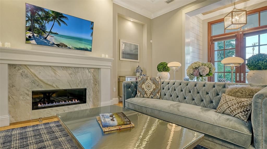 Fireplace, Interior, Living room, Pendant Lights