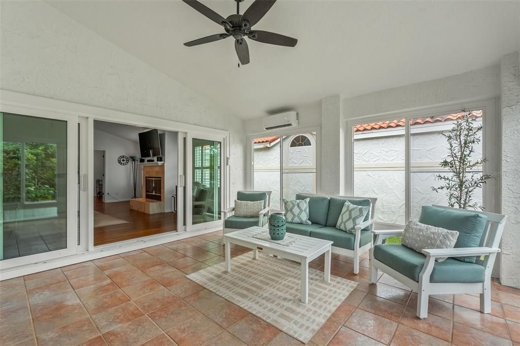 Fireplace, Interior, Living room