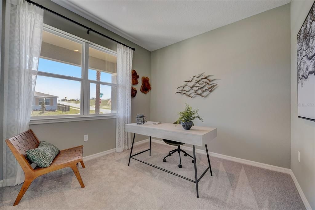 Home Office, Interior