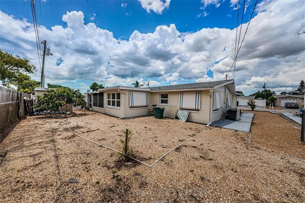Backyard, Exterior