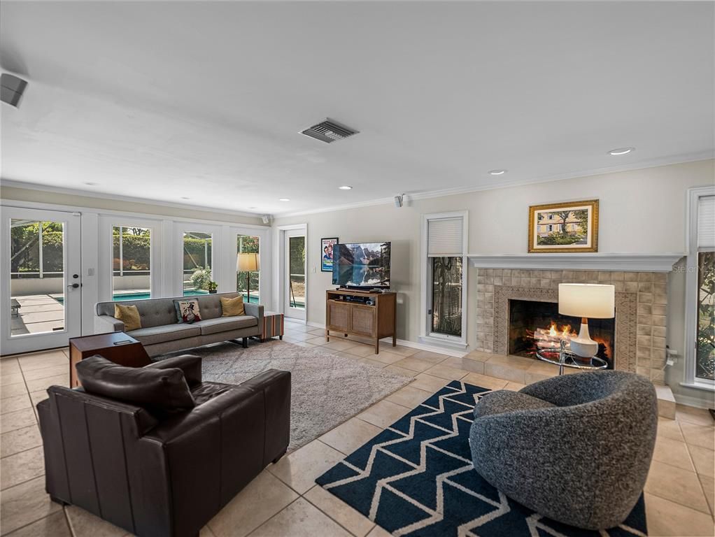Fireplace, Interior, Living room, Recessed Lighting