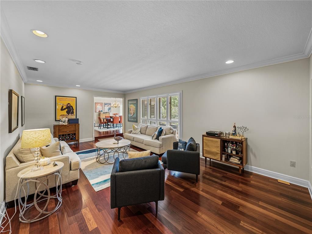 Interior, Living room, Recessed Lighting, Wood Texture Flooring
