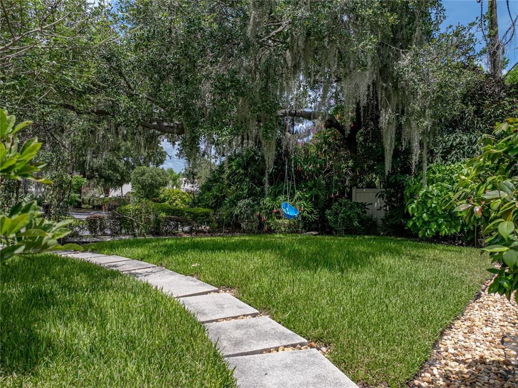 Backyard, Exterior