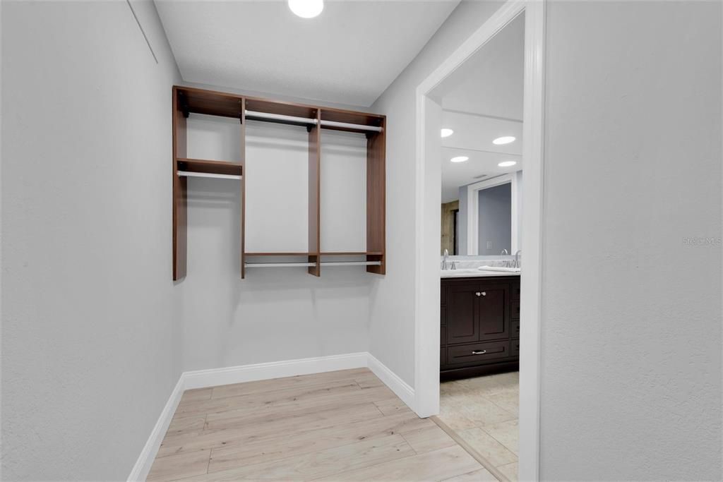 Interior, Recessed Lighting, Walk-in Closets, Wood Texture Flooring