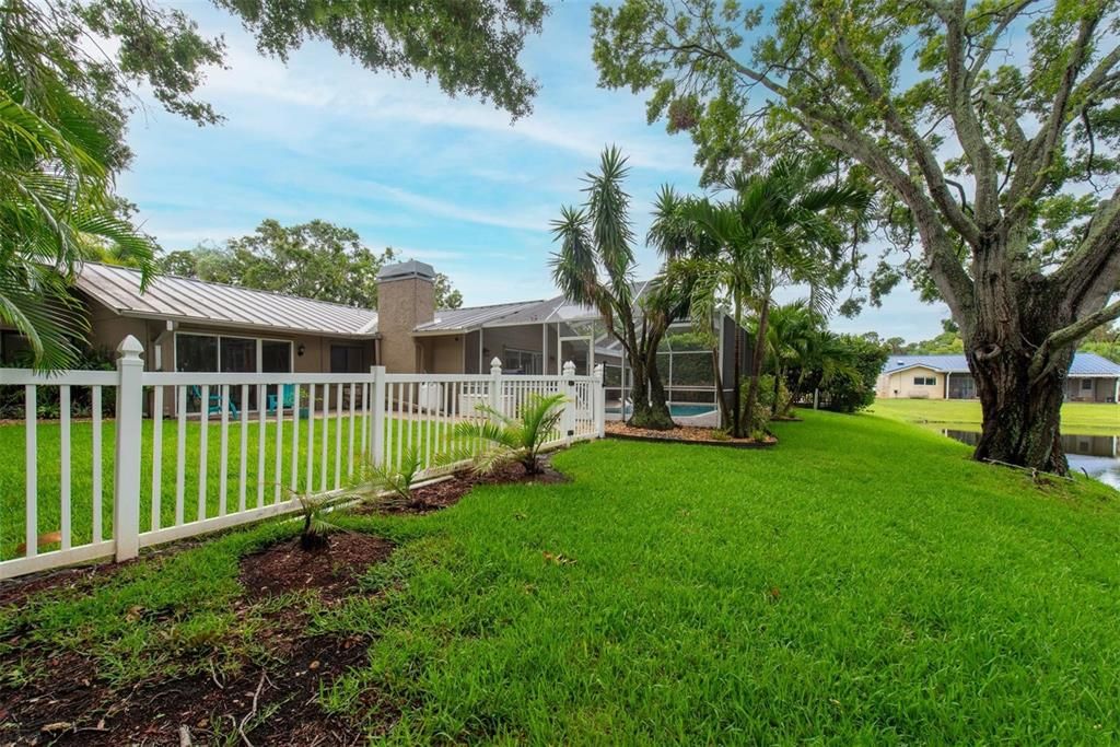 Backyard, Exterior