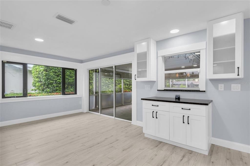 Interior, Recessed Lighting, Wood Texture Flooring
