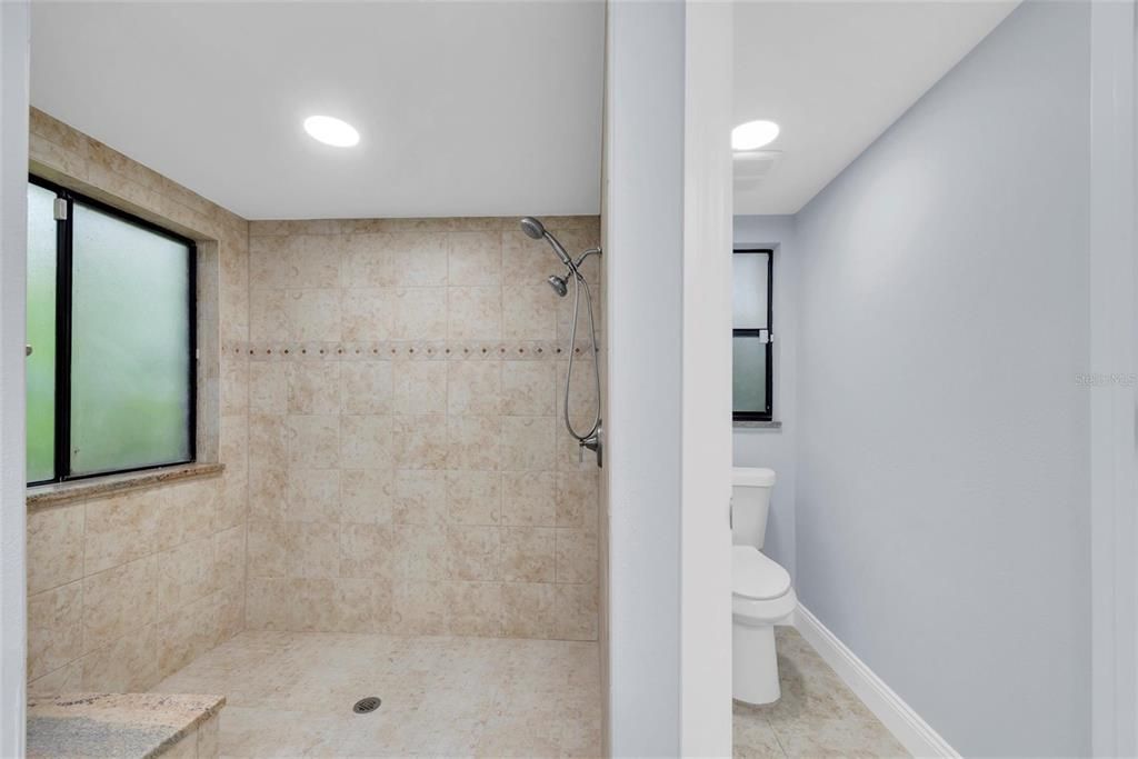 Bathroom, Interior, Recessed Lighting