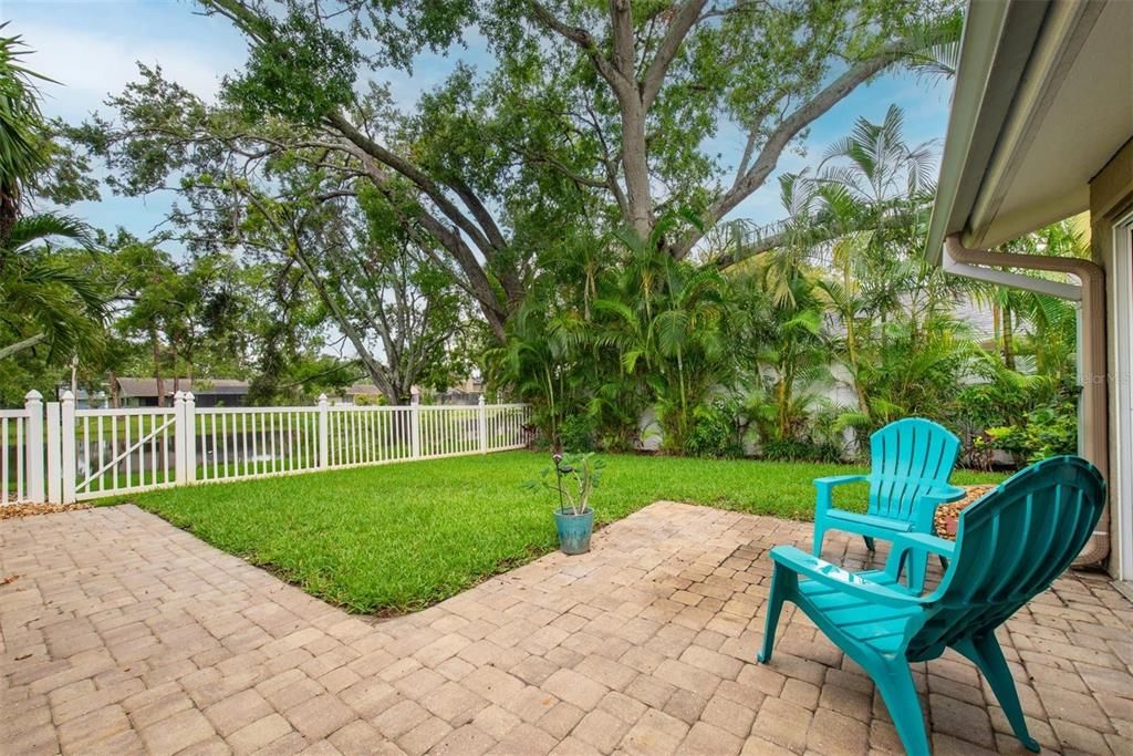 Backyard, Exterior