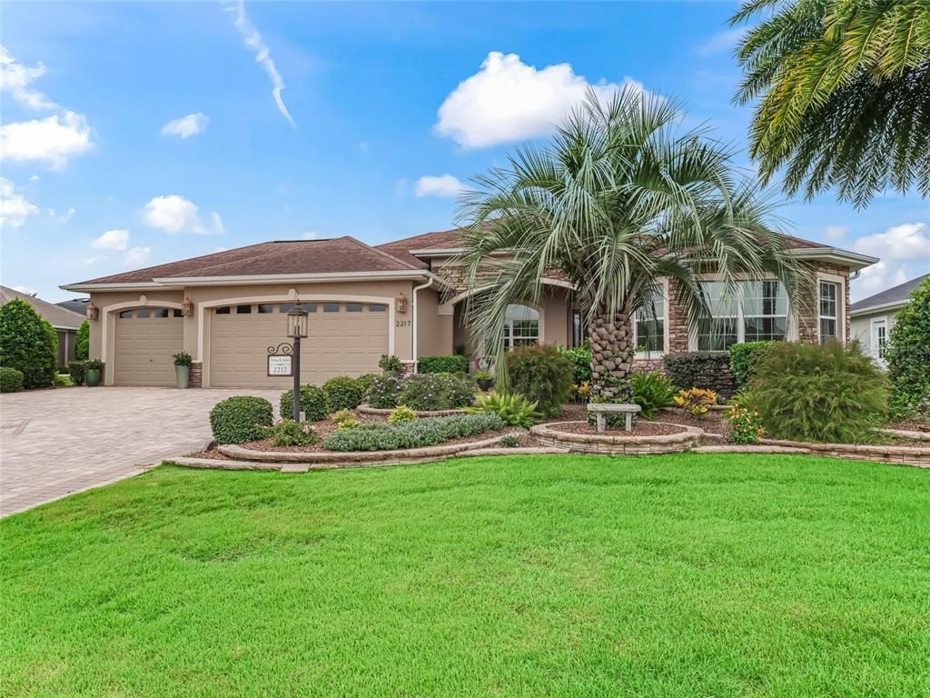 Attached, Backyard, Exterior, Facade, Ranch