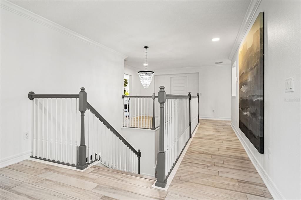 Interior, Pendant Lights, Recessed Lighting, Wood Texture Flooring