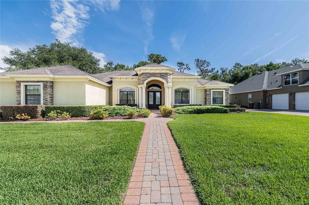 Backyard, Exterior, Facade, Ranch