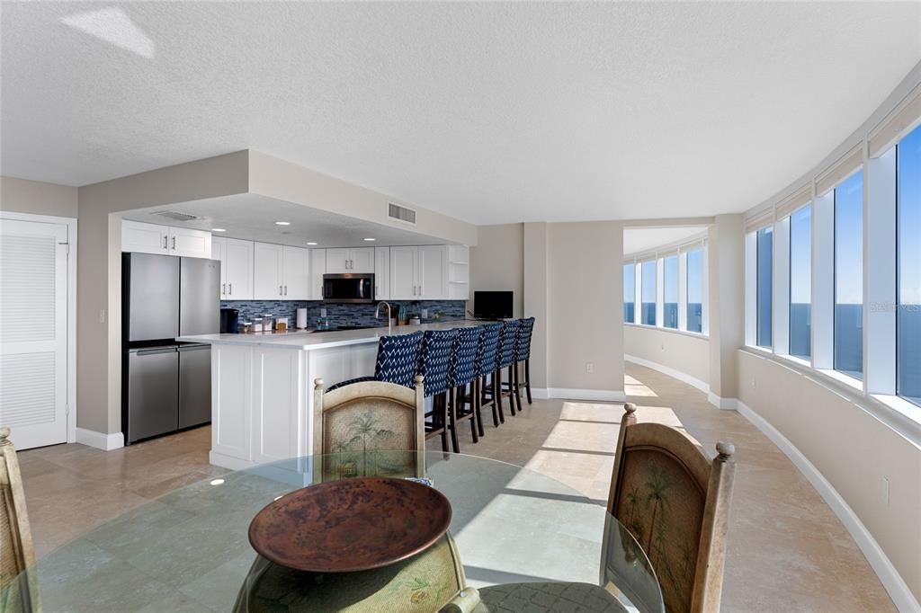 Dining room, Interior, Kitchen, Recessed Lighting, Water