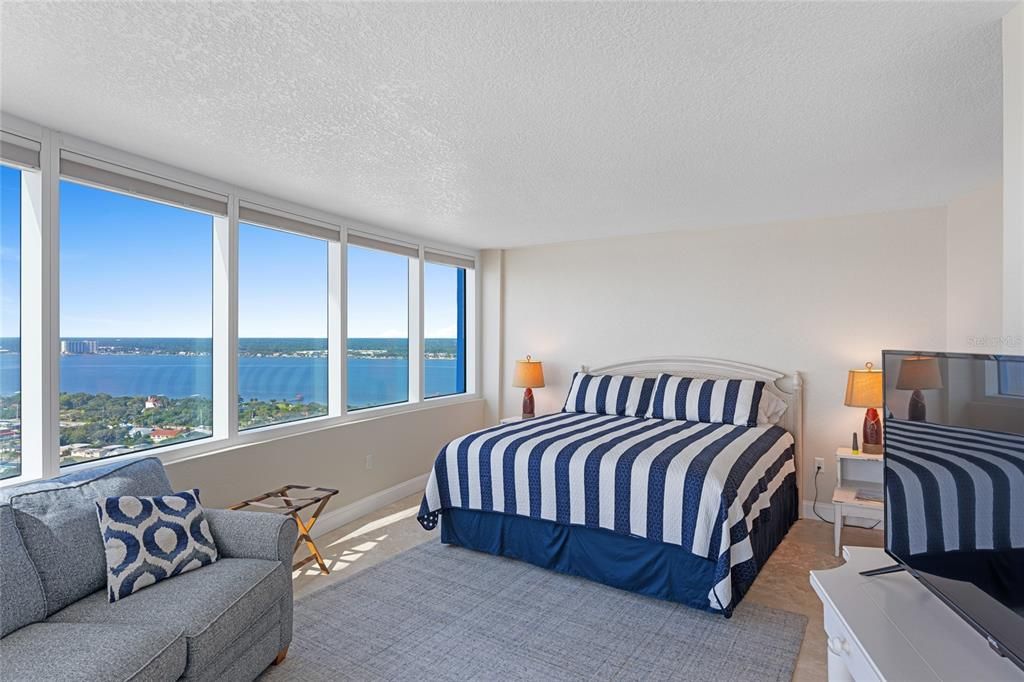 Bedroom, Interior, Water