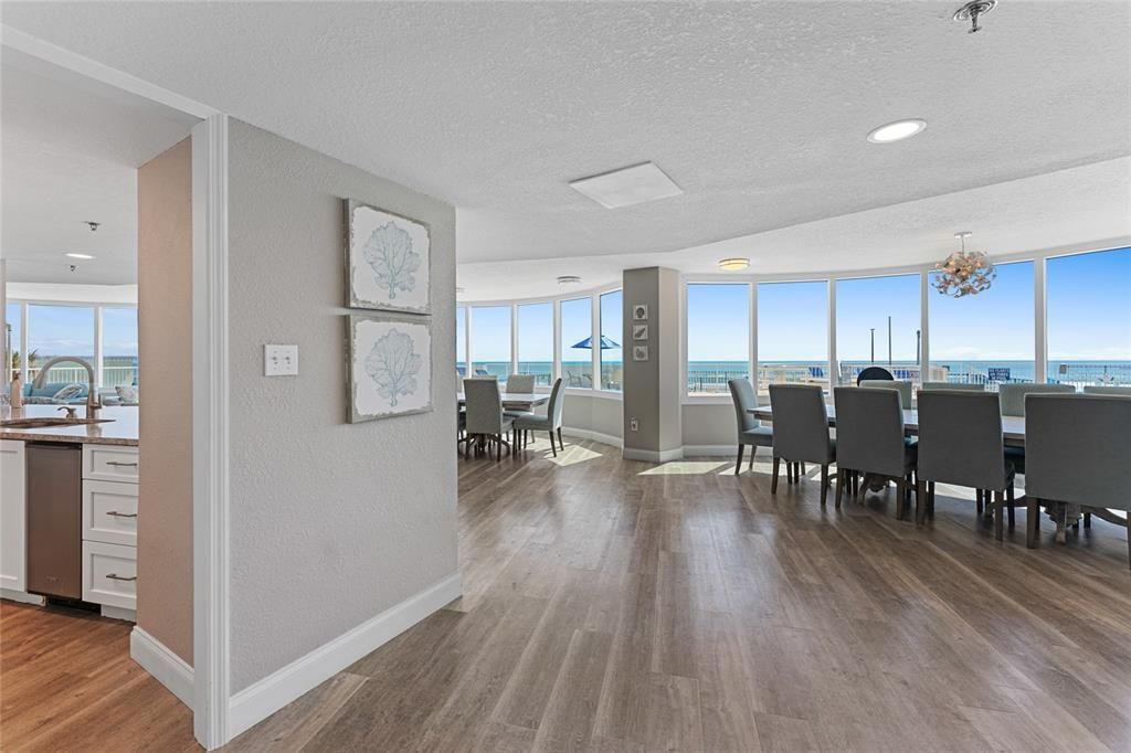 Chandelier, Dining room, Interior, Recessed Lighting, Water, Wood Texture Flooring