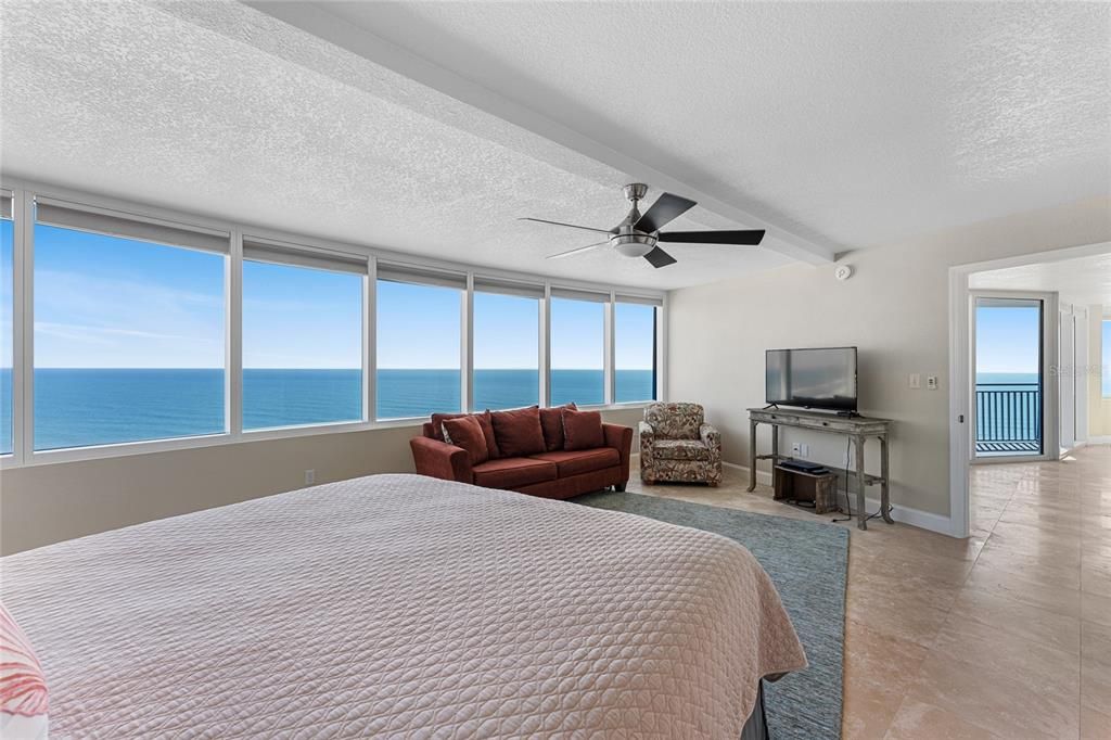 Bedroom, Interior, Water