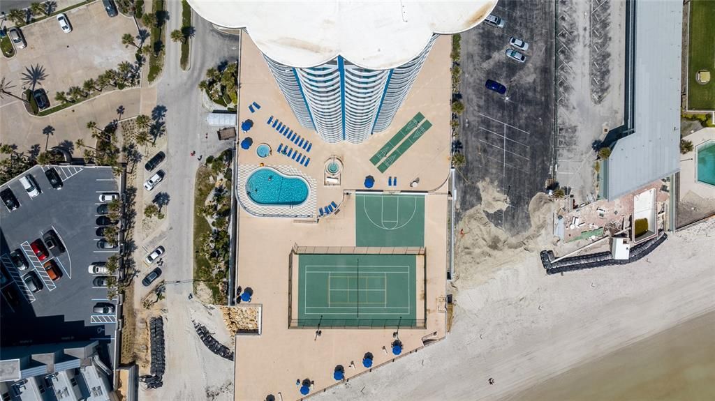 Exterior, Drone