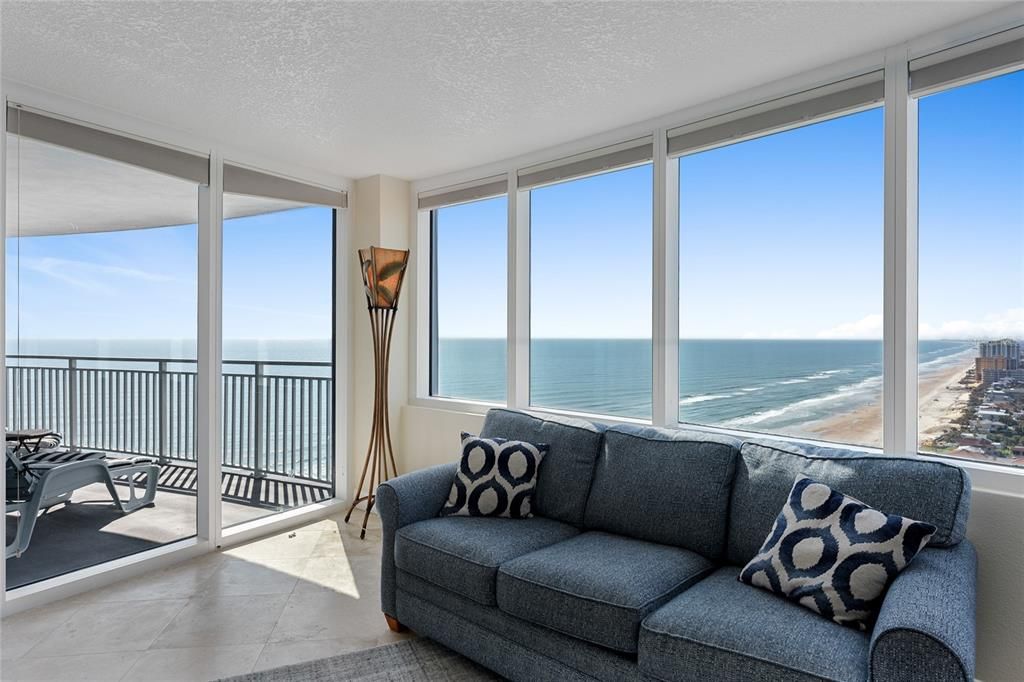 Interior, Sun Room, Water