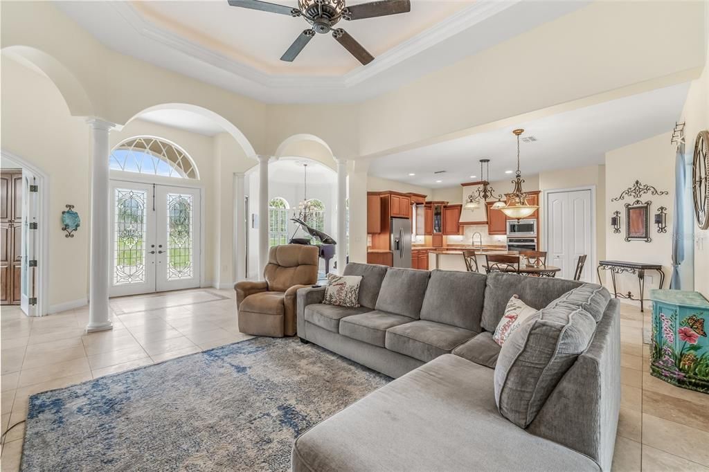 Dining room, Interior, Kitchen, Living room, Pendant Lights, Recessed Lighting, Stainless Steel Appliances
