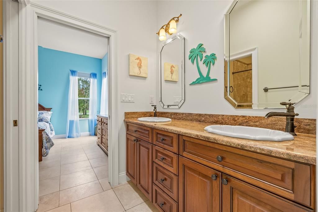Bathroom, Dual Sink Vanities, Interior