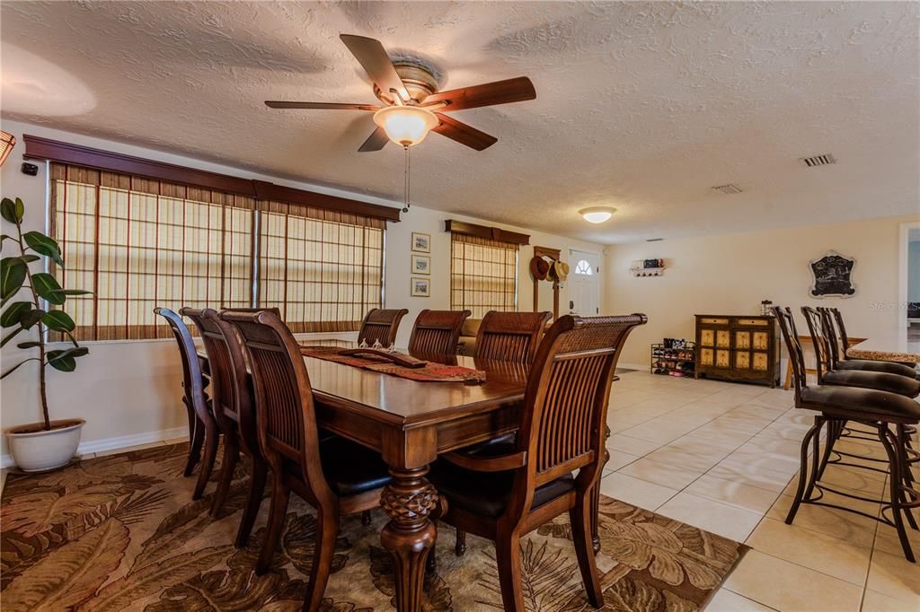Dining room, Interior