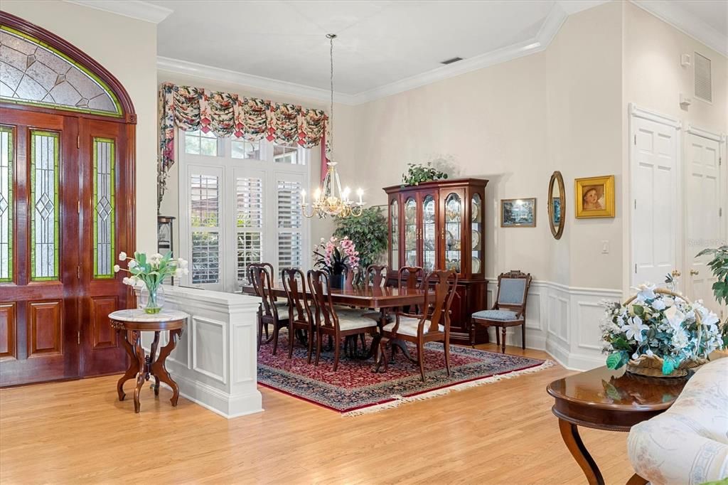 Chandelier, Dining room, Interior, Pendant Lights, Wood Texture Flooring