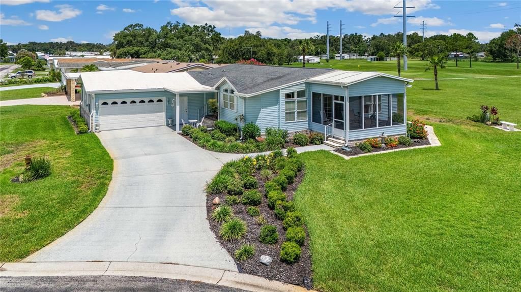 Attached, Exterior, Facade, Ranch