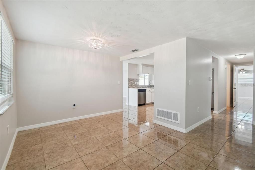 Chandelier, Interior, Kitchen